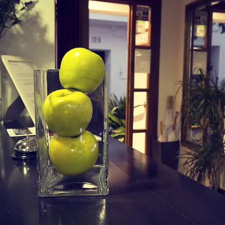 I Am La And Benalmádena