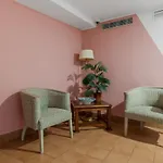 I Am La And Bed and Breakfast