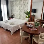 Bed and Breakfast I Am La And