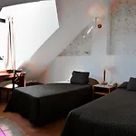 Bed and Breakfast I Am La And
