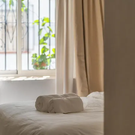 Bed & Breakfast I Am La And