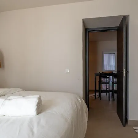 Bed & Breakfast I Am La And
