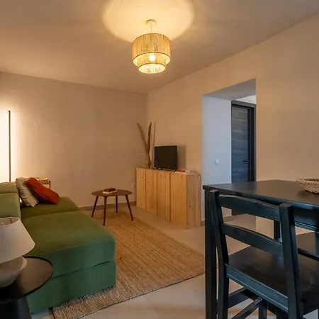 Bed & Breakfast I Am La And