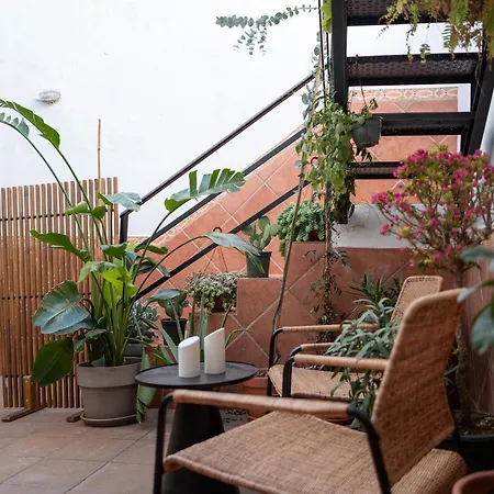 Bed & Breakfast I Am La And