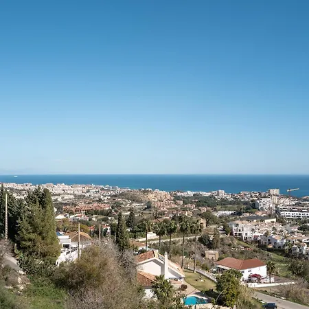 I Am La And Benalmádena