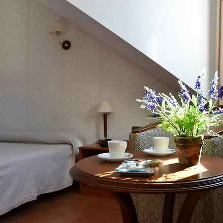 Bed & Breakfast I Am La And