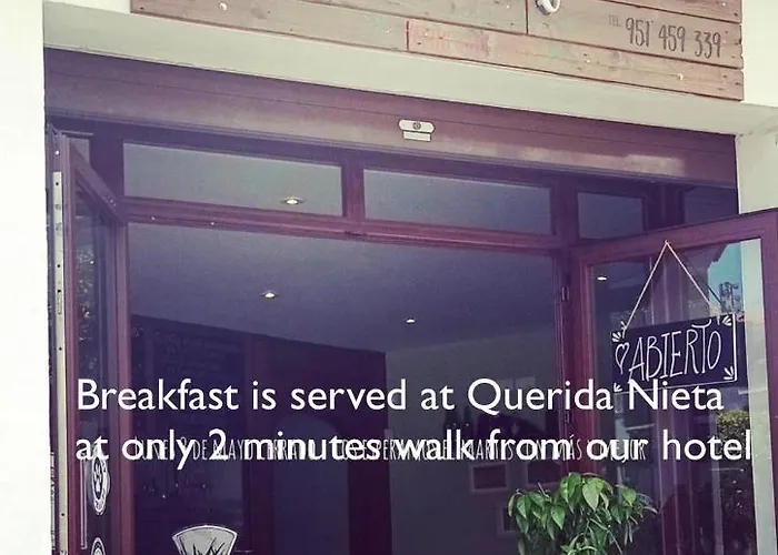 Bed & Breakfast I Am La And