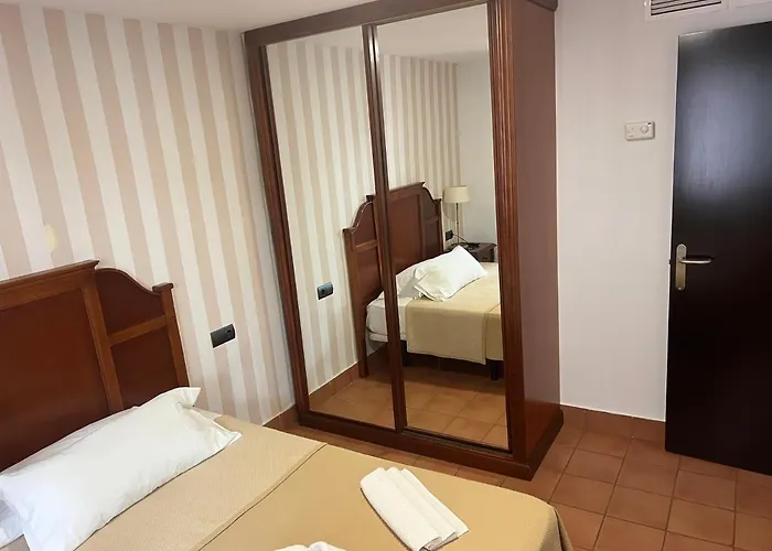 I Am La And * Benalmádena