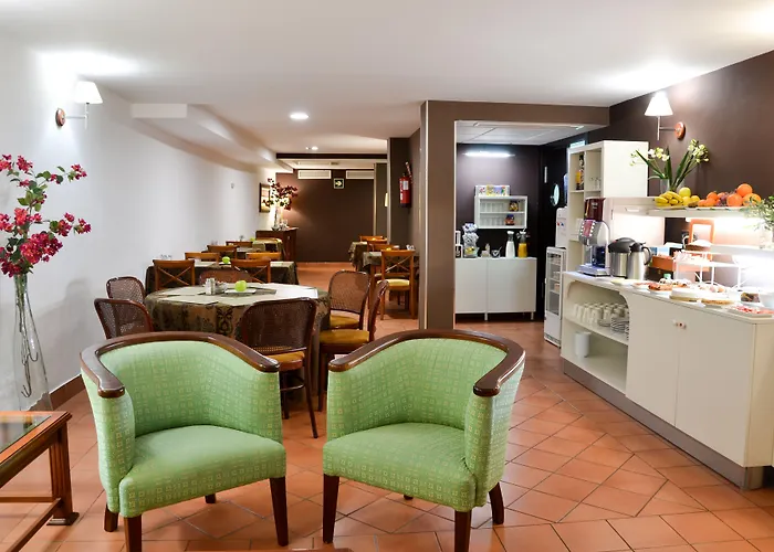 Bed & Breakfast I Am La And *