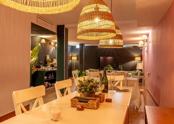 I Am La And Bed & Breakfast *